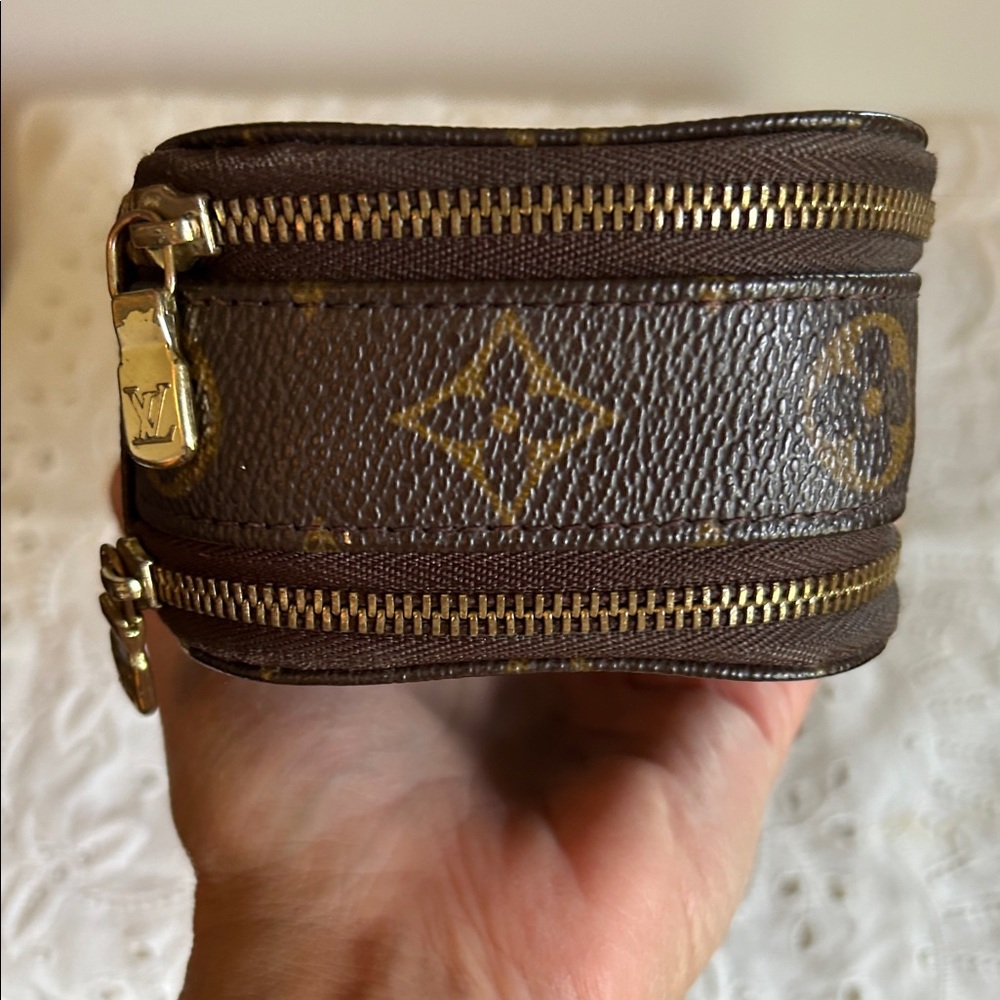 Louis Vuitton Brown Monogram Canvas Double Zip Pouch - Picture 6 of 13